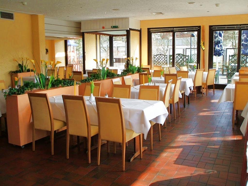 Haus Vier Jahreszeiten In Hahnenklee Am See جوسلار المطعم الصورة